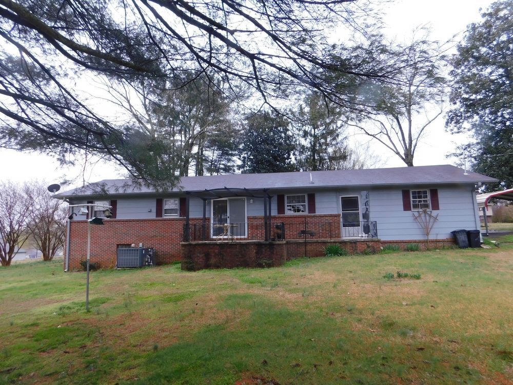 Primary Photo - 120 County Road 152