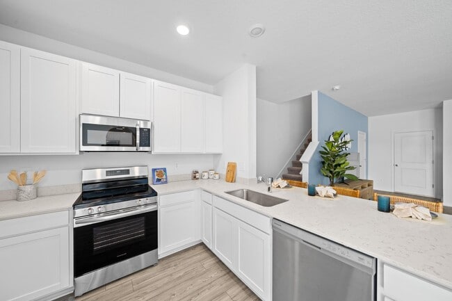 Building Photo - 4914 SW 81st St
