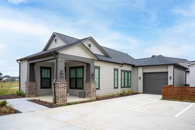 Foto del edificio - 15007 Gardenberry Ln