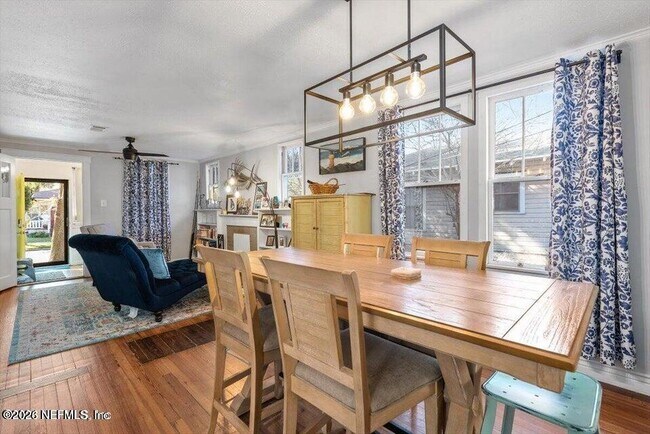 Foto del edificio - 2883 Forbes St