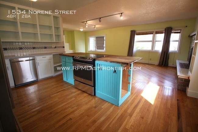 Building Photo - Bright Ranch Style 4 Bed Home W/ Fenced Yard