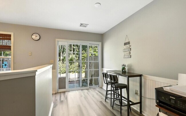 Foto del edificio - Modern 2 Bedroom, 1.5 Bath Townhome in New Cumberland, PA!