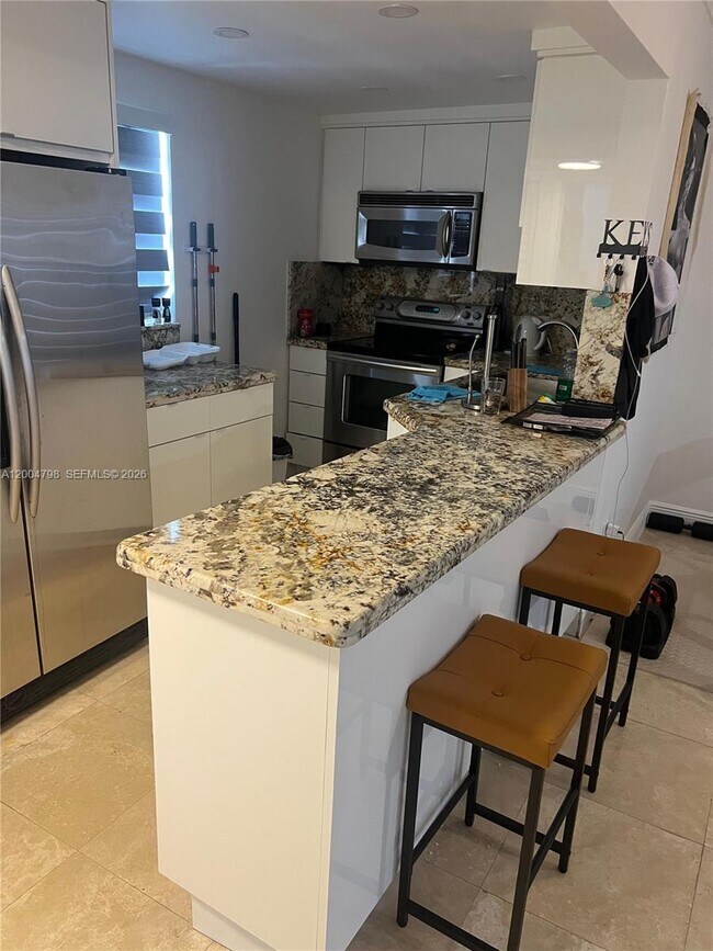 Foto del edificio - 3601 NE 170th St