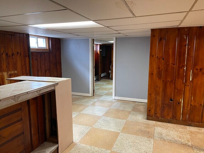 Basement bedroom - 887 Central Ave