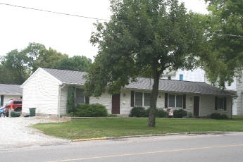 Building Photo - 140 W Conwell St