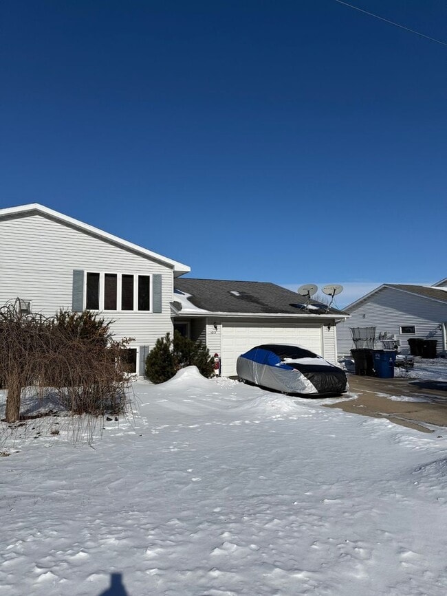 Foto del edificio - 1611/1613 Lincoln Avenue