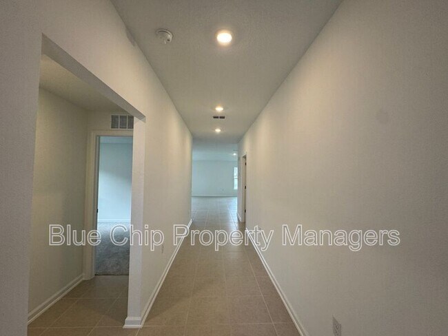 Foto del edificio - 2279 Green Valley St