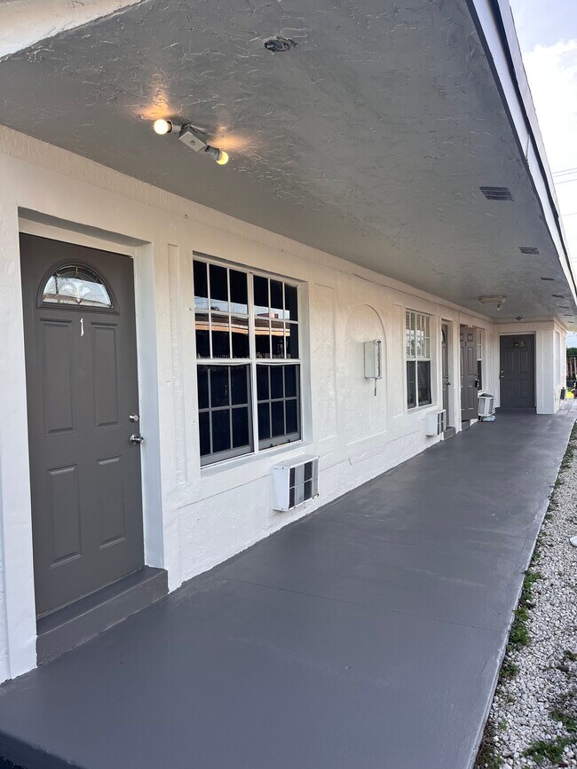 Foto del edificio - 725 NW 4th Ave