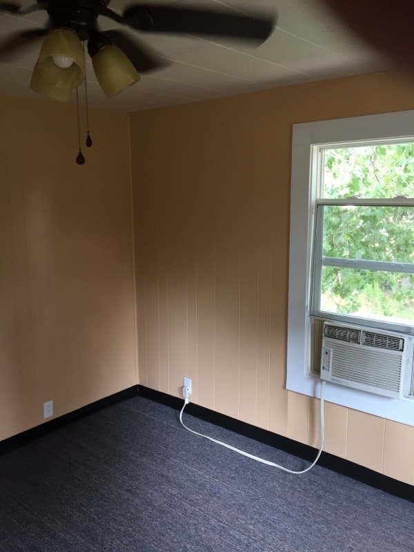 Building Photo - 112 Miller St