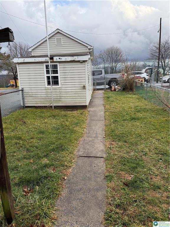 Foto del edificio - 219 Linden St