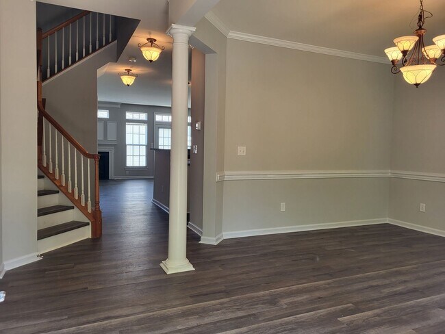 Building Photo - 19245 Lake Norman Cove Dr