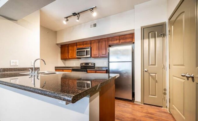 Building Photo - 1 bedroom in Grand Prairie TX 75050