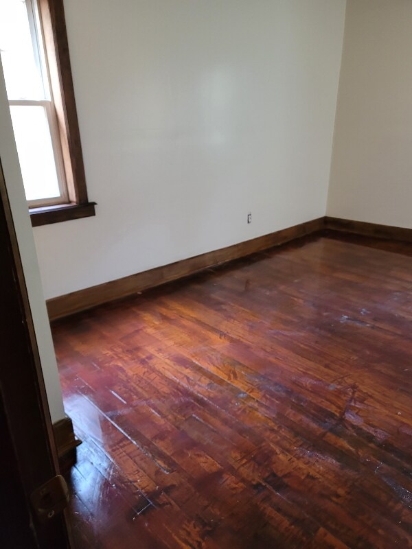 30 Lorraine Ave Unit Apt 2B, Mount Vernon, NY 10553 Room for Rent in