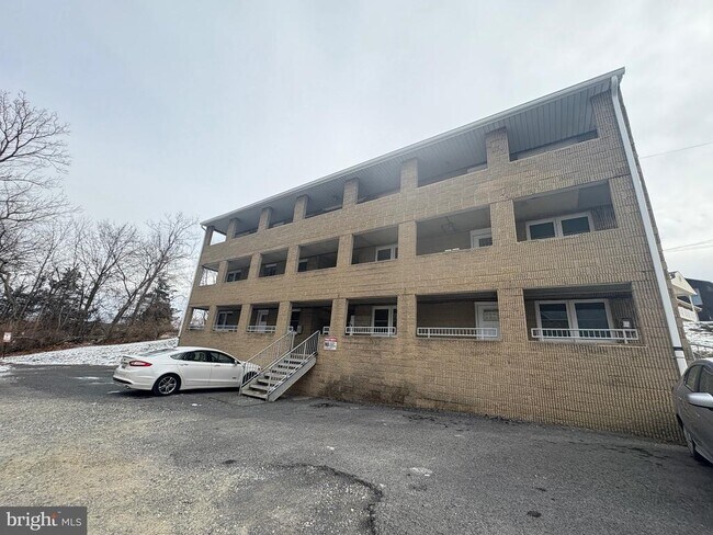 Foto del edificio - 1056 Dual Pl