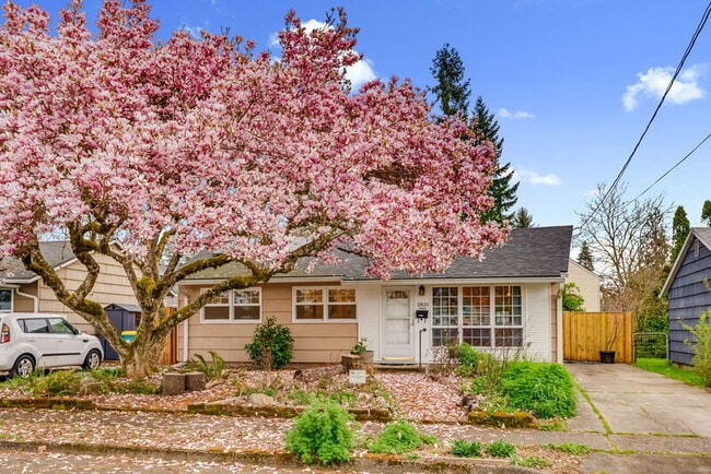 Photo - 12620 SW 12th St House