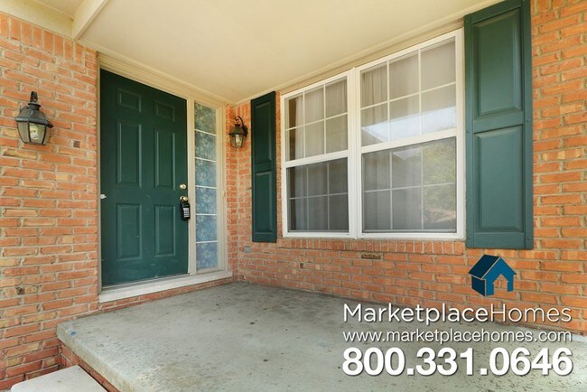 Foto del edificio - 551 Cherry Grove Rd