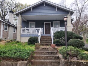 Building Photo - 1501 S Rensselaer Pl