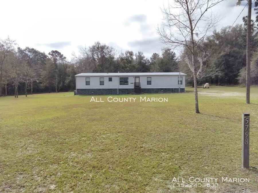 Large double wide on 1 acre House for Rent in Reddick, FL