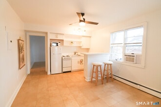 Building Photo - 51 Franklin St