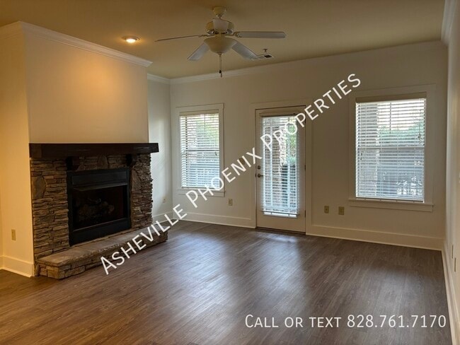 Building Photo - 9 Kenilworth Knls