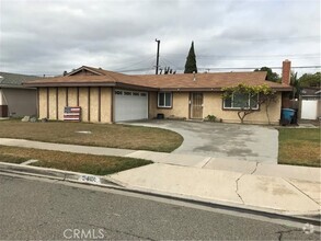 Building Photo - 5401 Santa Rita Ave