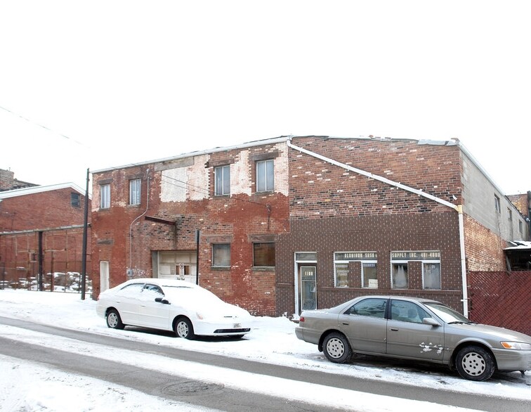 Building Photo - 1100 Bradish St