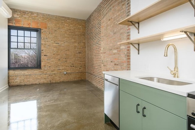 Foto del edificio - 1517 W Monroe St