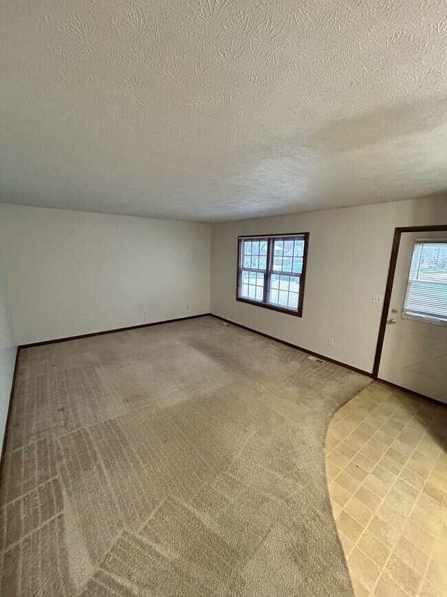 Foto del edificio - 254 Church St Ct