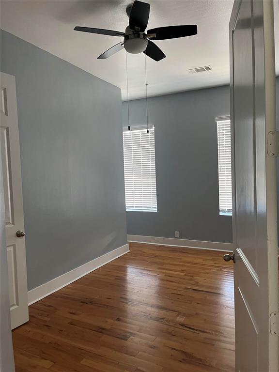 Building Photo - 315 W Clay St