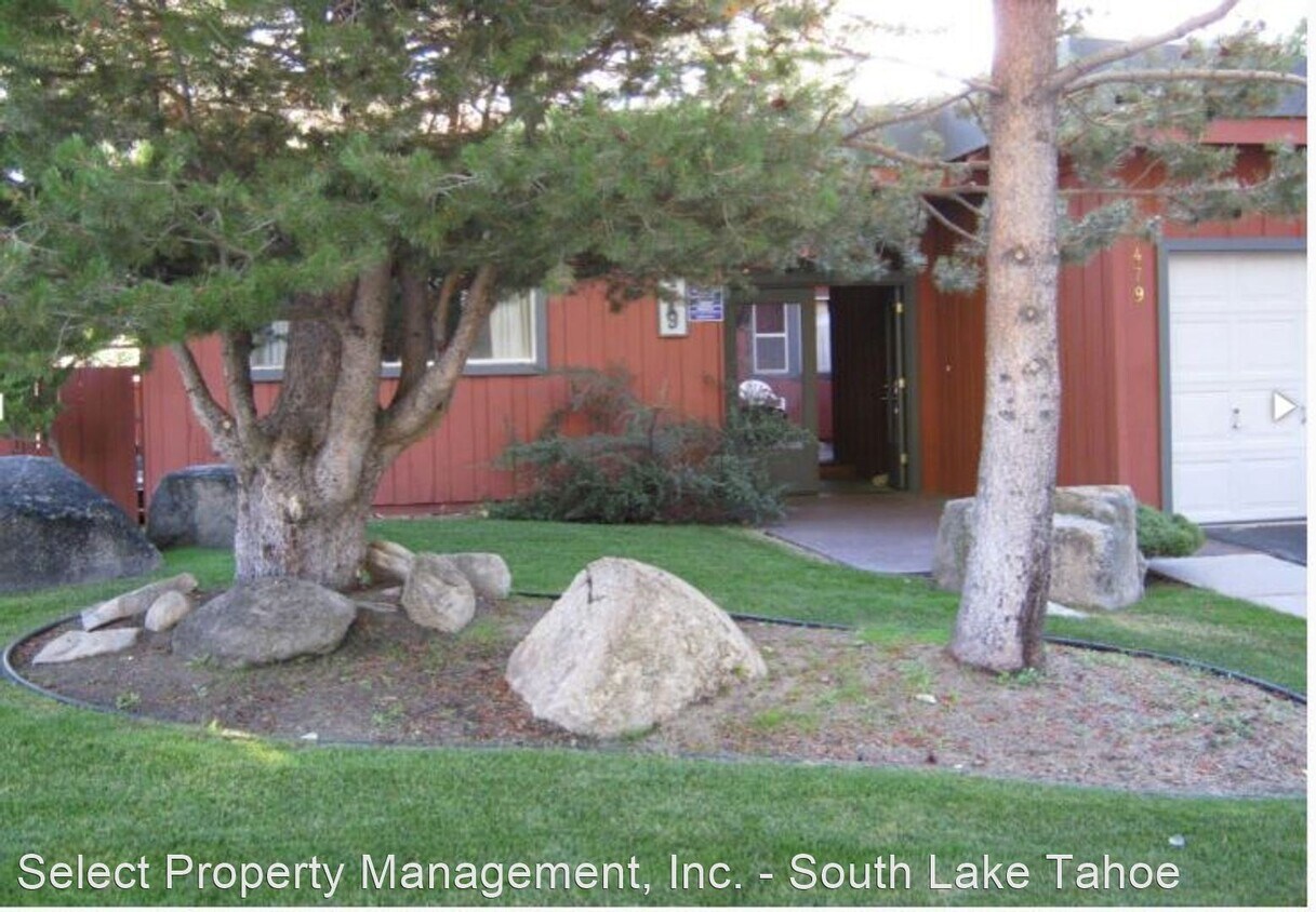 Foto principal - 3 br, 2 bath House - 479 Capri Dr