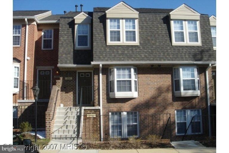 Foto principal - 3844 Chesterwood Dr