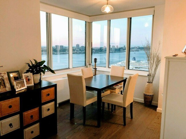 Foto del edificio - 1 River Pl