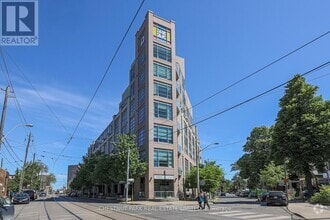 Building Photo - 437-437 Roncesvalles Ave