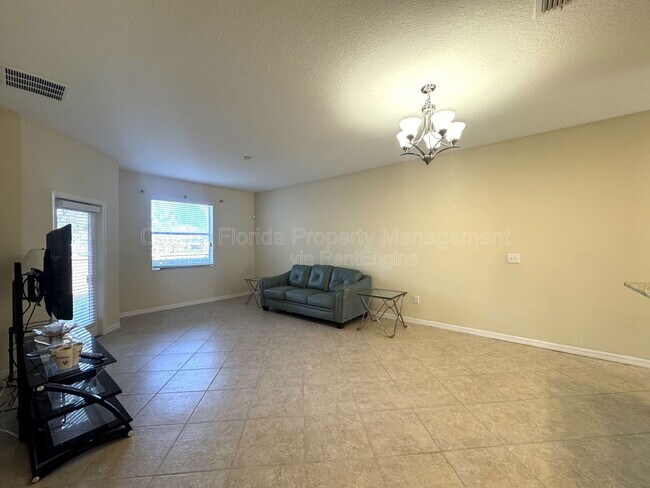 Foto del edificio - 3308 Rodrick Cir