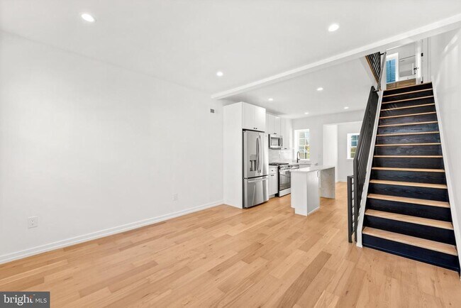 Foto del edificio - 2214 Titan St