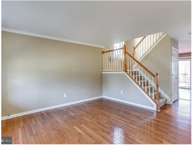 Foto del edificio - 8157 Telegraph Rd