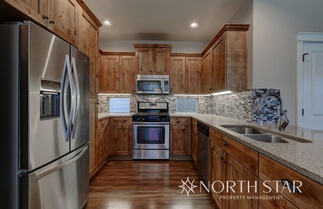 Building Photo - Charming home in Bend!