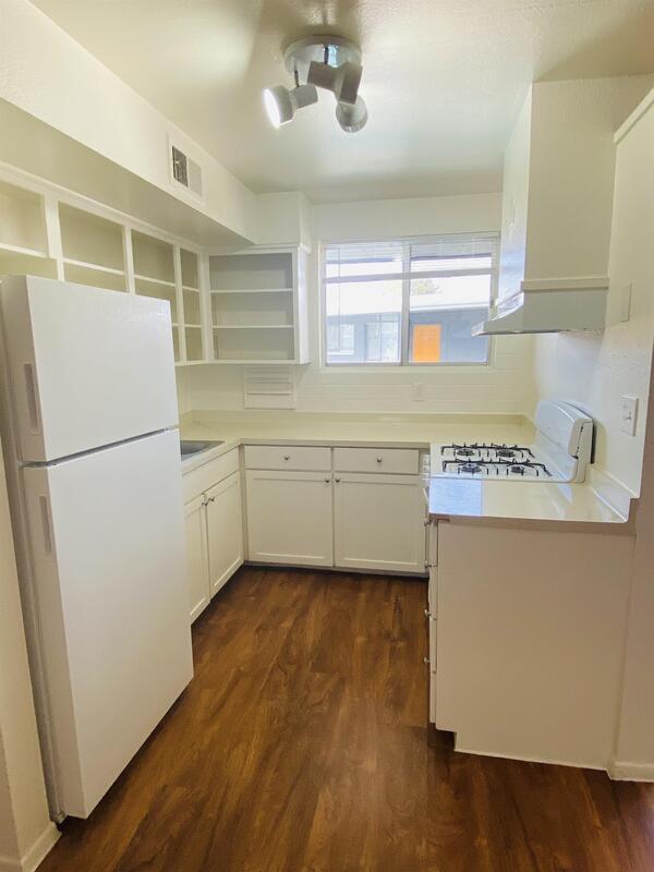 Foto principal - 5770 E 10th St