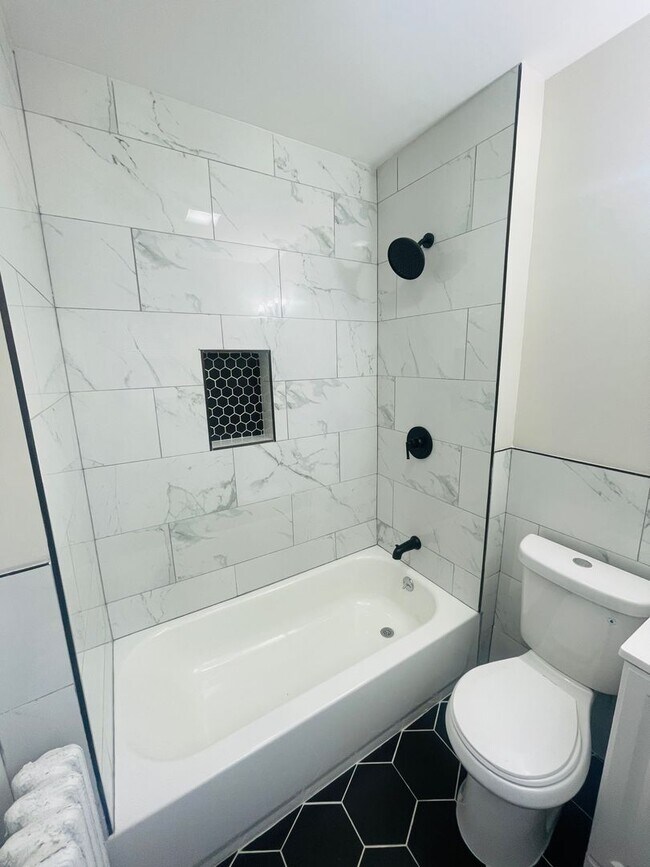 Foto del edificio - 289 Elmwood Ave