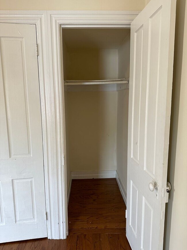 Foto del edificio - 622 W Chew St