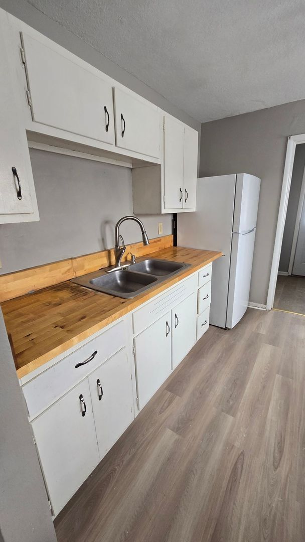 Foto del edificio - 2 bedroom 1 bathroom home