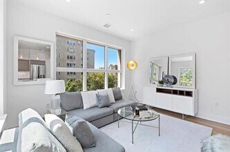 Building Photo - 6025 JFK Blvd E