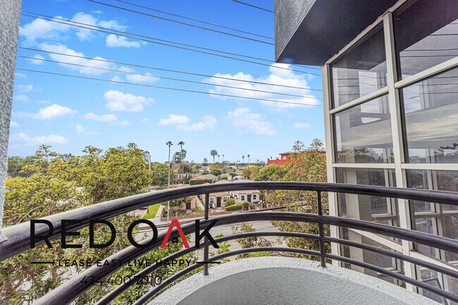 Foto del edificio - 4320 S Centinela Ave