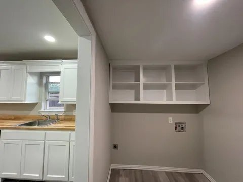 Foto del edificio - 4216 42nd St