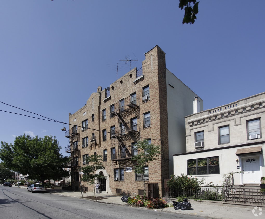 Primary Photo - 32-40 46th St
