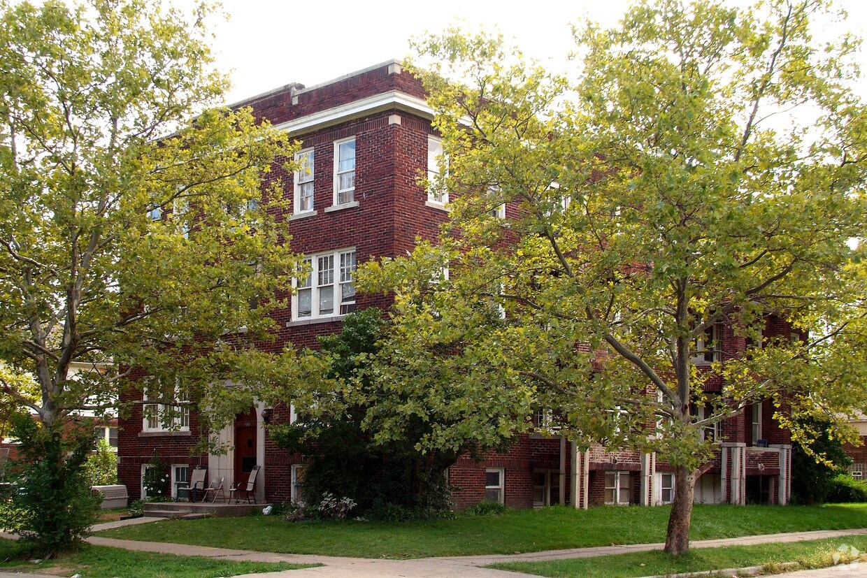 Primary Photo - 3045 Blaine St