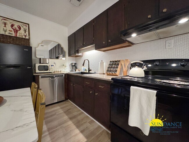 Foto del edificio - Charming 1-Bed, 1-Bath (Furnished Optional...
