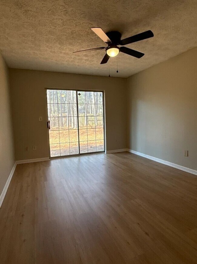 Foto del edificio - 3 Bed 2.5 Bath in Atlanta!
