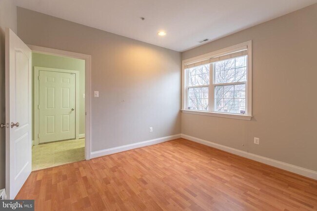 Building Photo - 5210 Princetons Delight Dr