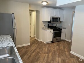 Building Photo - 359 N 400 E